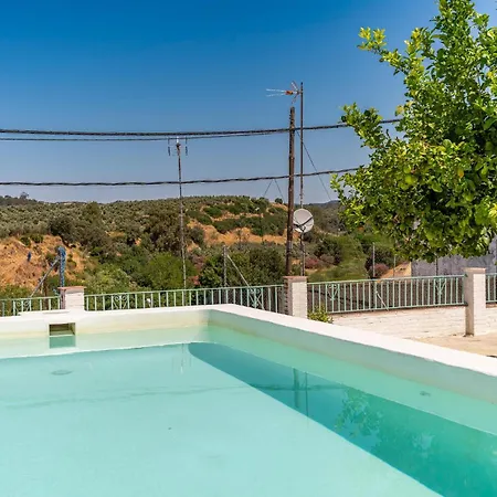 3 Bedroom Cozy In Villanueva Del Rio Y M Holiday home
